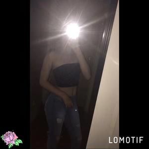 Meet your Posher, Talia